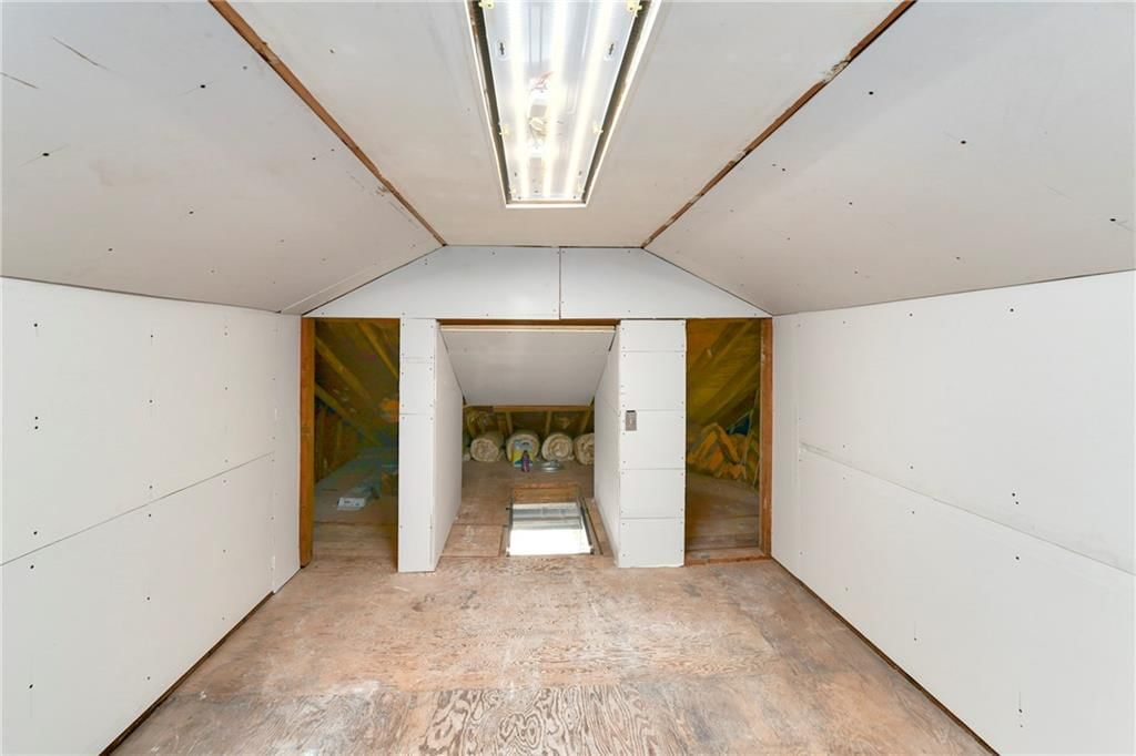 411 SW 9th Street — photo 25