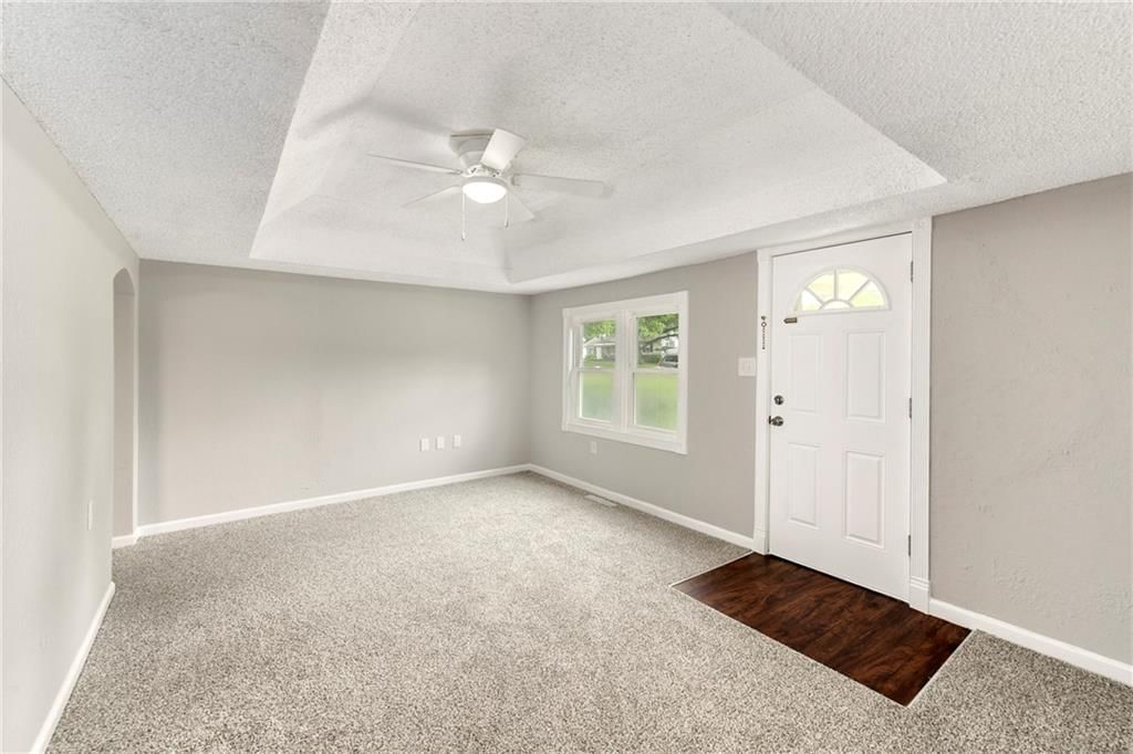 411 SW 9th Street — photo 7