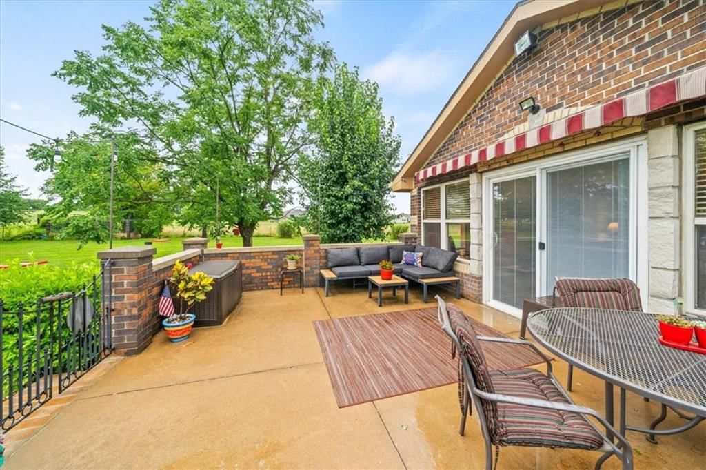3912 SW Pryor Road — photo 19