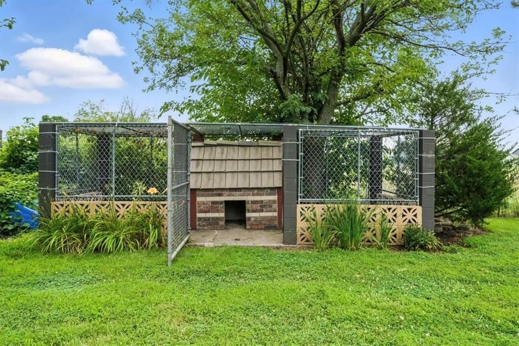 3912 SW Pryor Road — photo 28