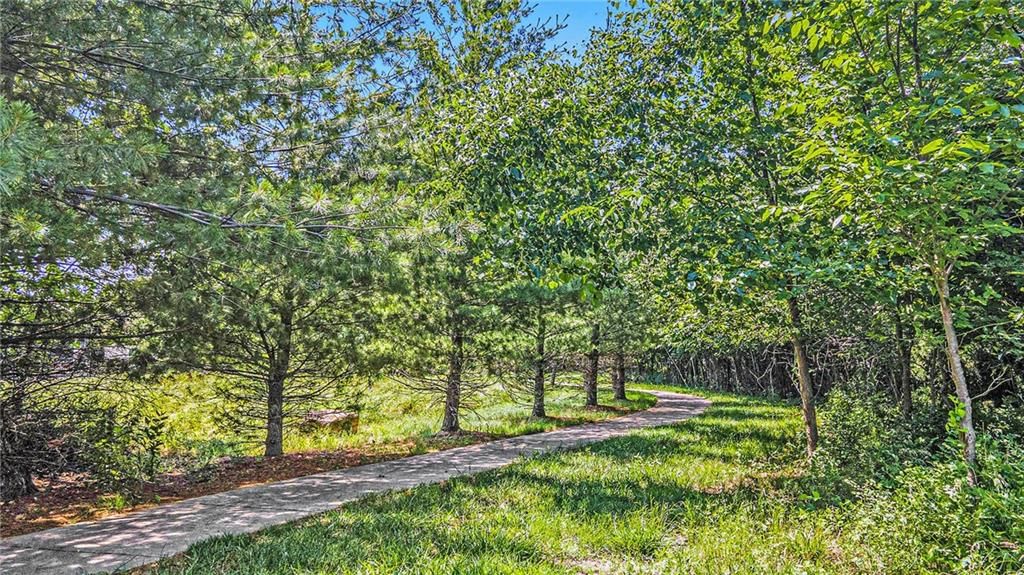 4512 NE Parks Summit Terrace — photo 41