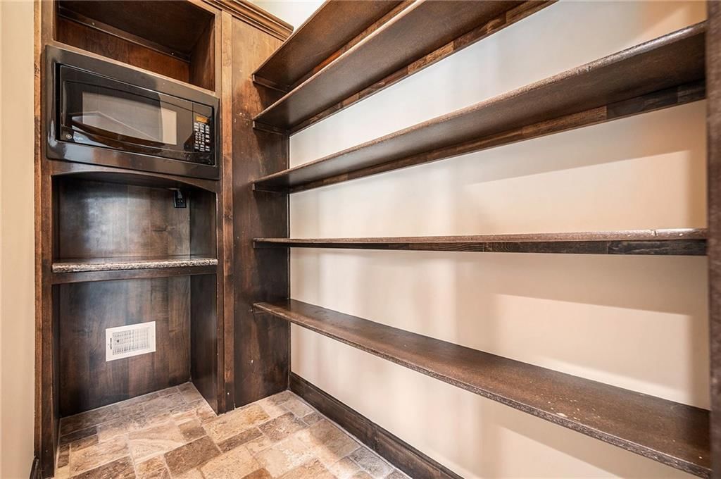 4512 NE Parks Summit Terrace — photo 9