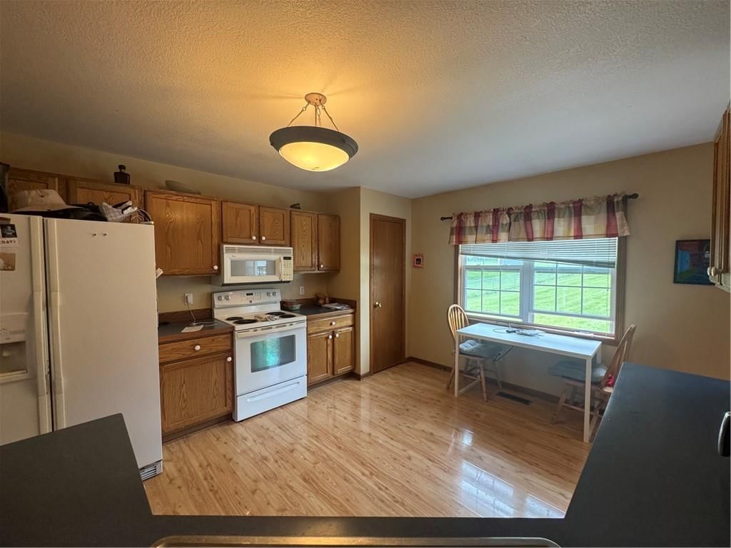 1744 CYPRESS Drive — photo 7