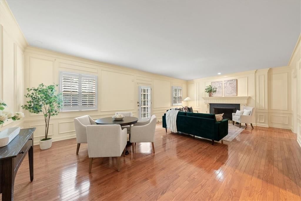43 Compton Court — photo 14