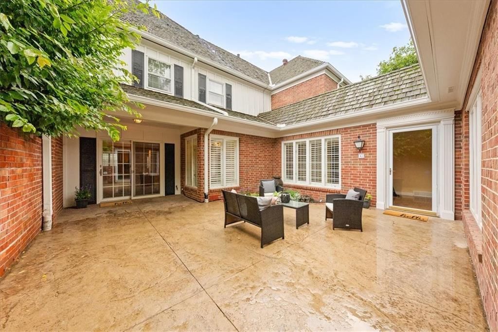 43 Compton Court — photo 7