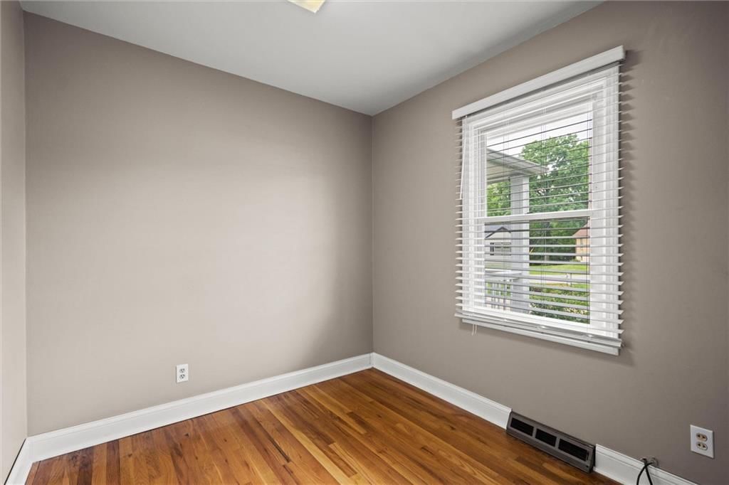 6809 N Brookside Road — photo 21