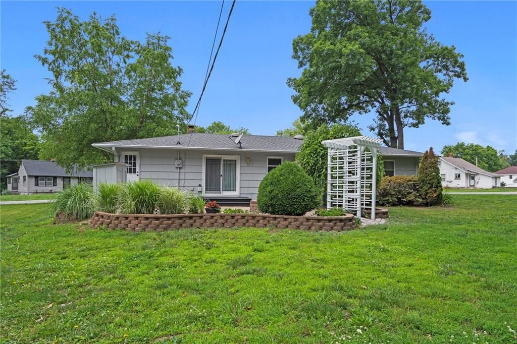 6809 N Brookside Road — photo 30
