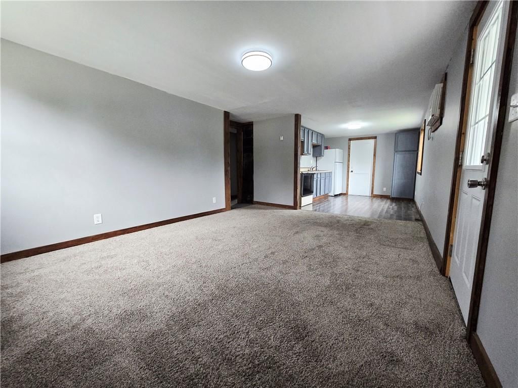 403 S Washington Street — photo 4