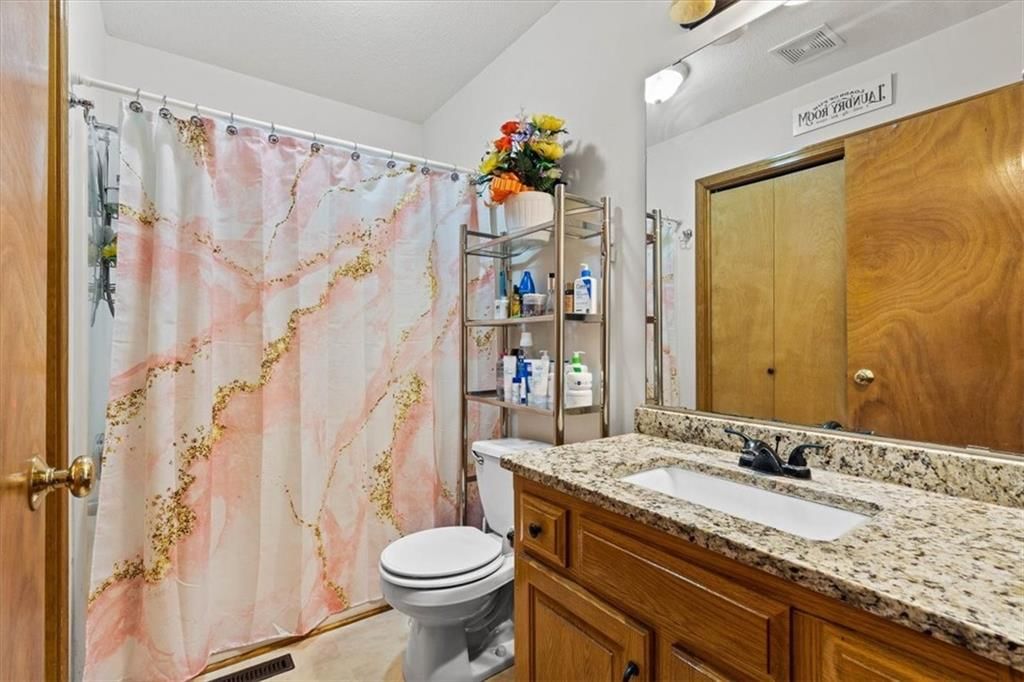 10926 Rowland Avenue — photo 12
