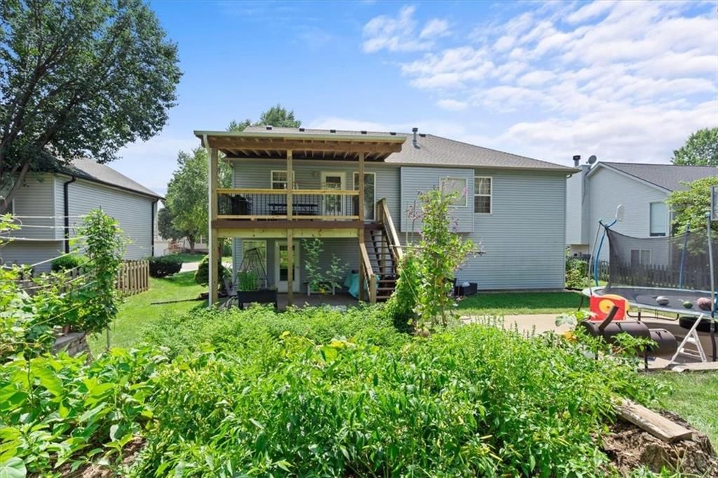 10926 Rowland Avenue — photo 6