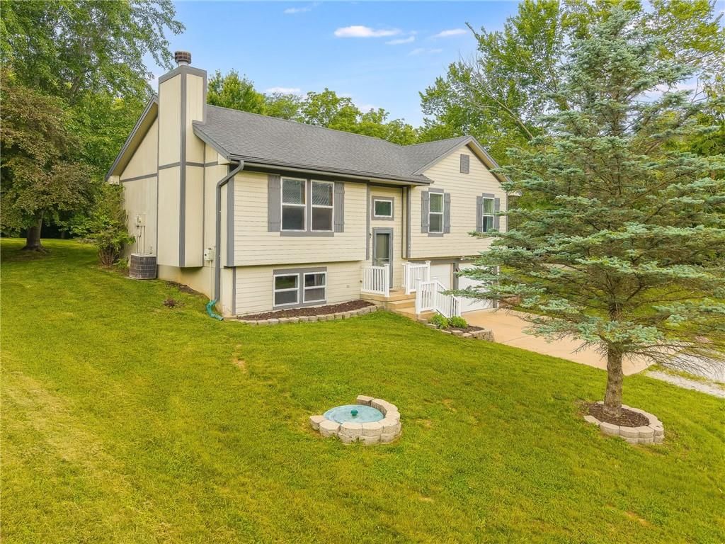 5488 SW Reed Lane — photo 35