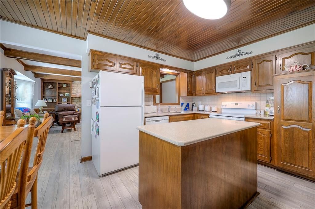 14408 W 80th Terrace — photo 16