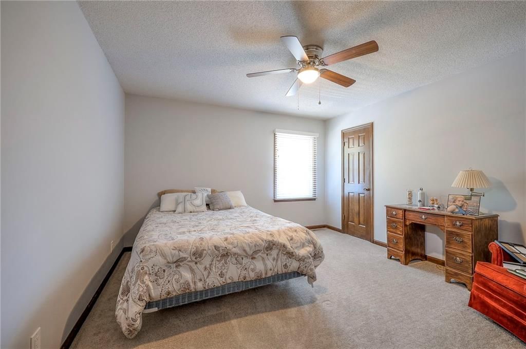 14408 W 80th Terrace — photo 26