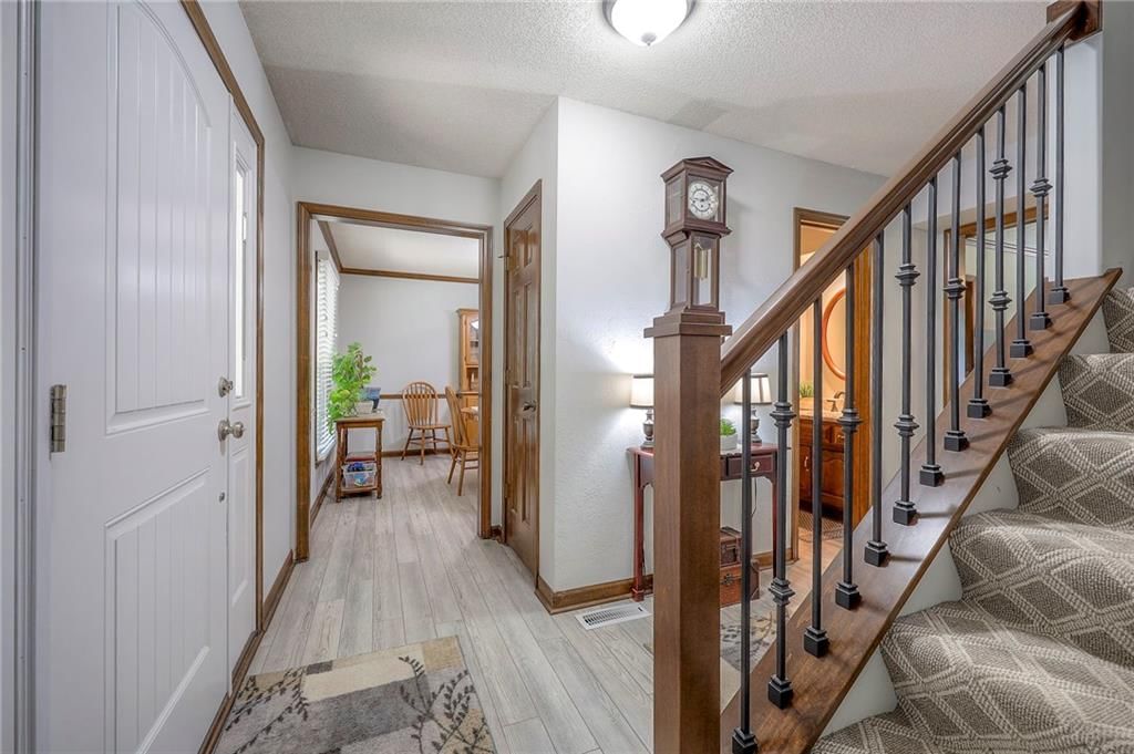 14408 W 80th Terrace — photo 5