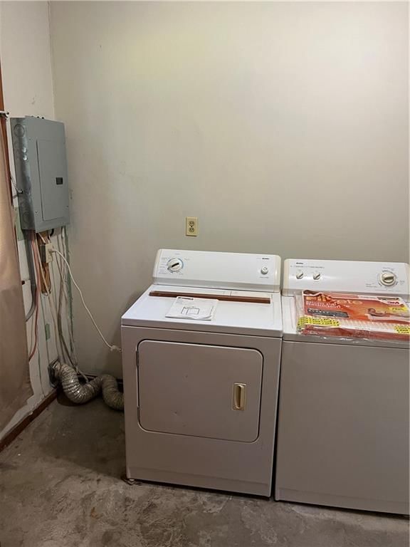 834 N Poplar Street — photo 13