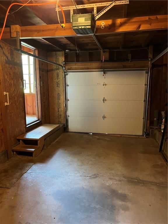 834 N Poplar Street — photo 17