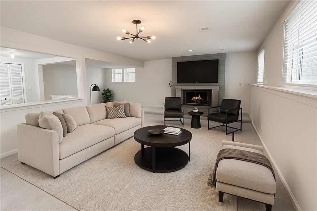 3647 NW Blue Jacket Drive — photo 2