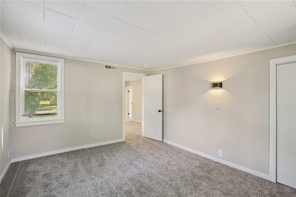 824 S Oak Street — photo 6