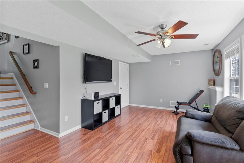 1506 Rolling Drive — photo 33