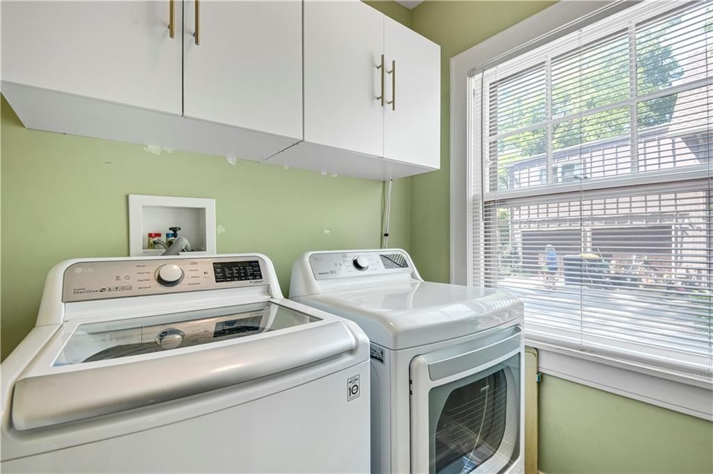 5516 Wyandotte Street — photo 16