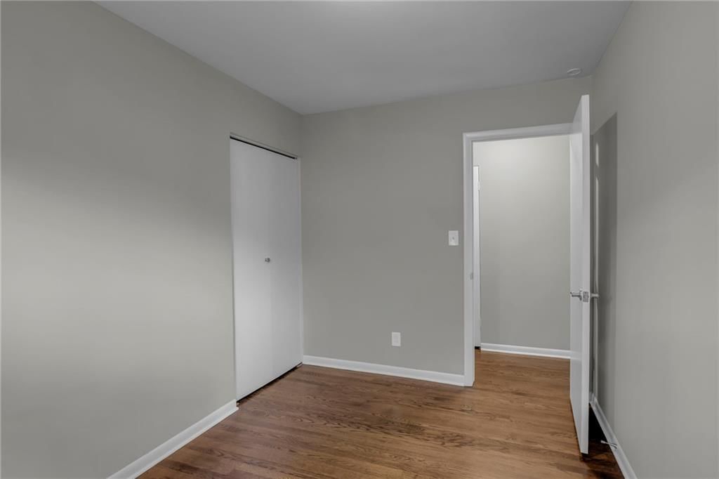 13133 Sycamore Avenue — photo 18