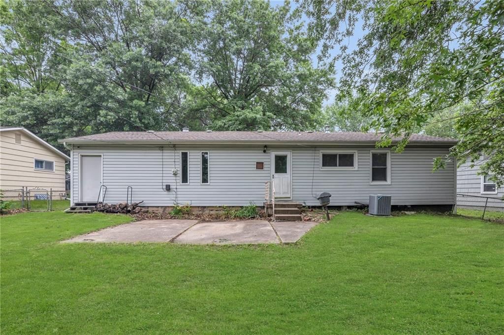 13133 Sycamore Avenue — photo 26
