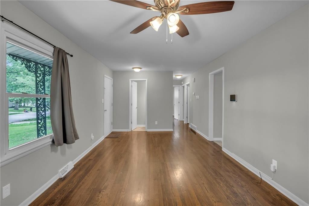 13133 Sycamore Avenue — photo 4