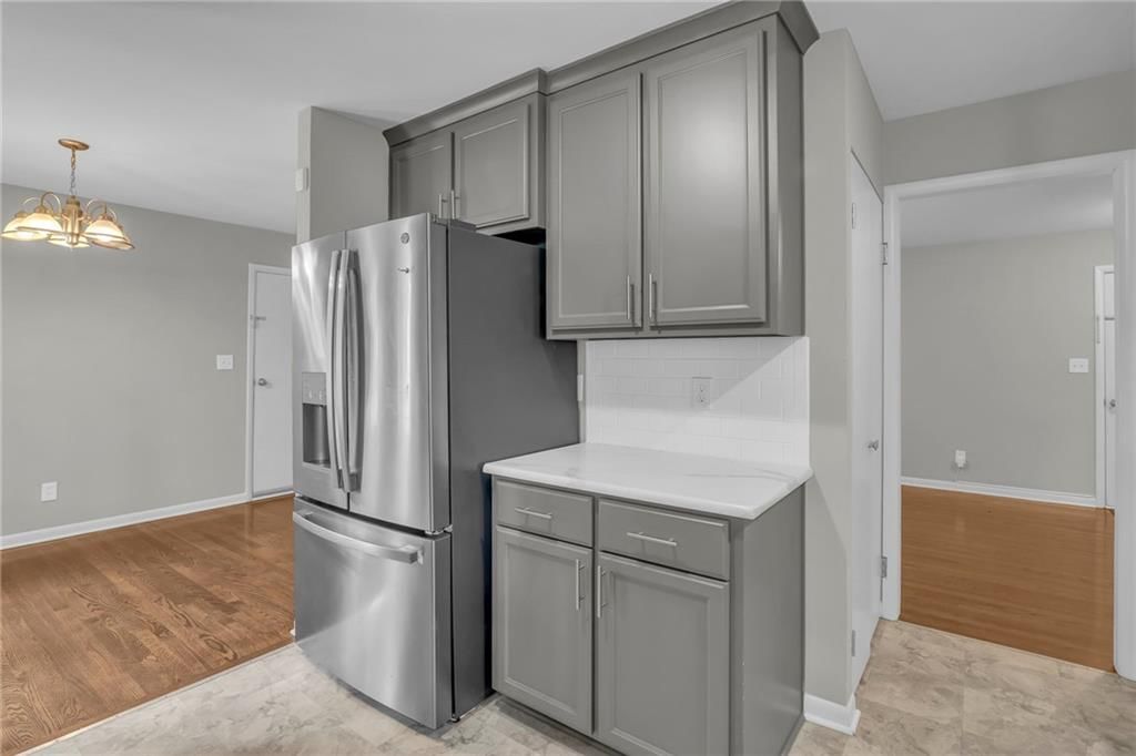 13133 Sycamore Avenue — photo 10