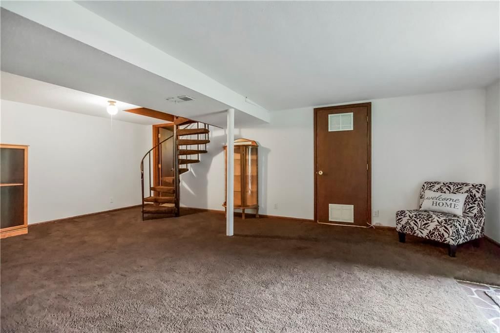 13408 Winchester Avenue — photo 21