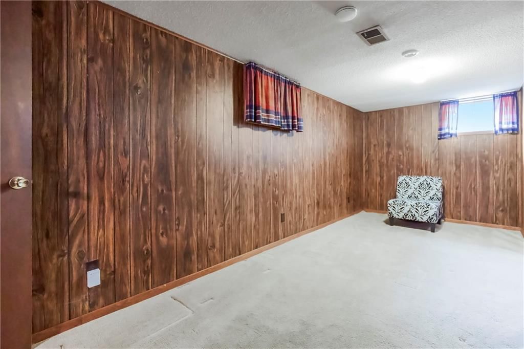 13408 Winchester Avenue — photo 23