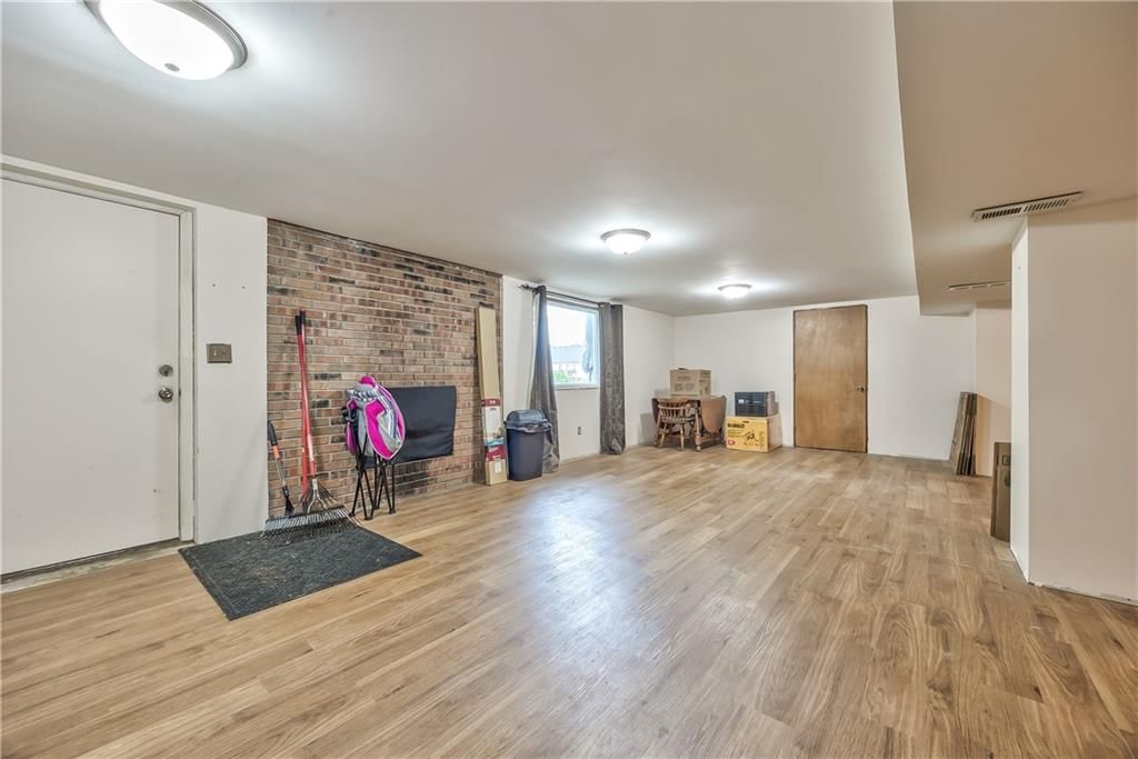 1615 Ottawa Street — photo 36