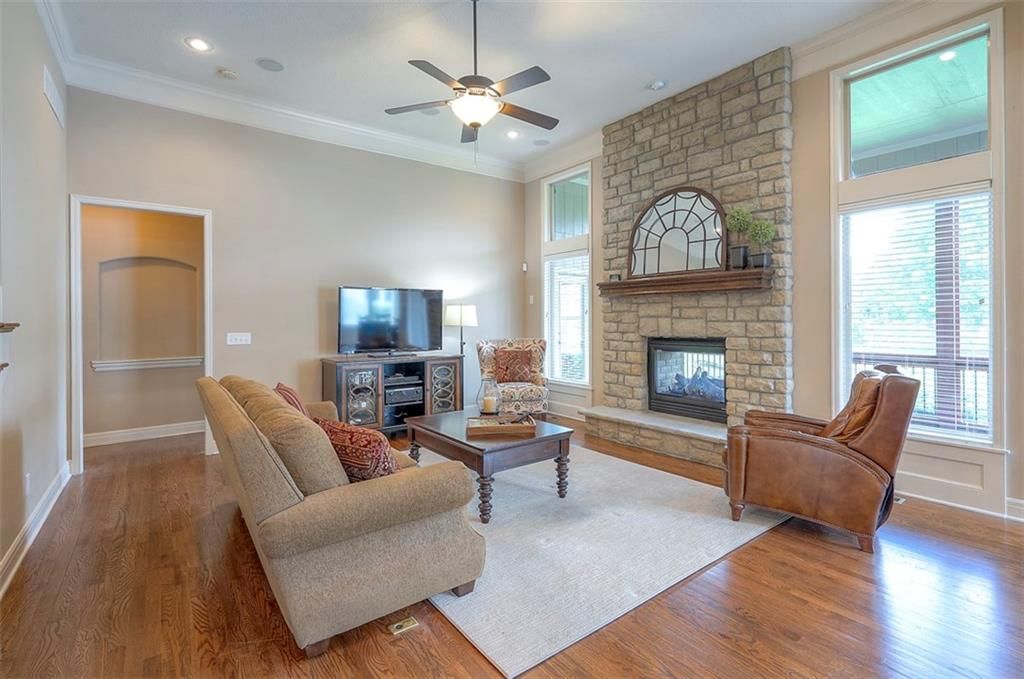 15816 England Street — photo 15