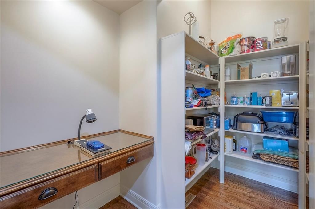 15816 England Street — photo 30
