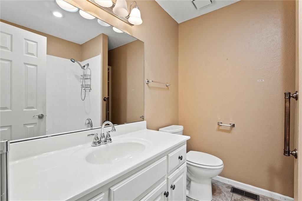 409 SW Cole Younger Drive — photo 19