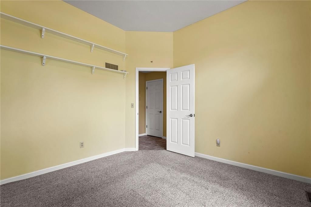 409 SW Cole Younger Drive — photo 28