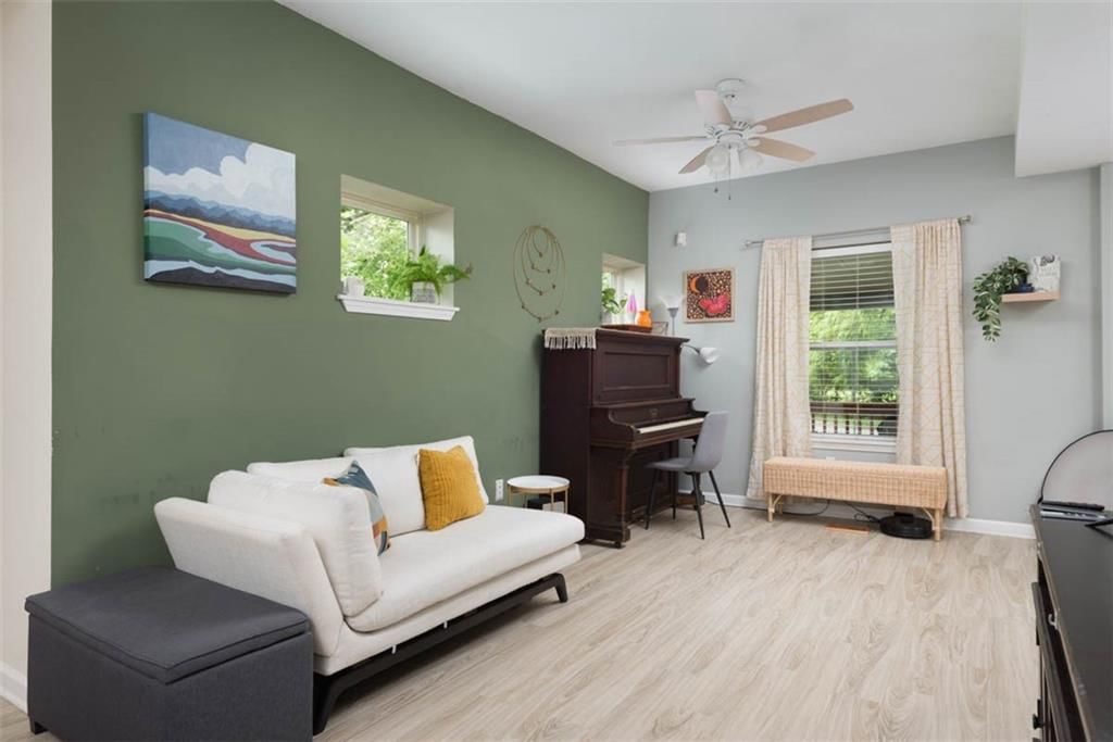3035 Highland Avenue — photo 10