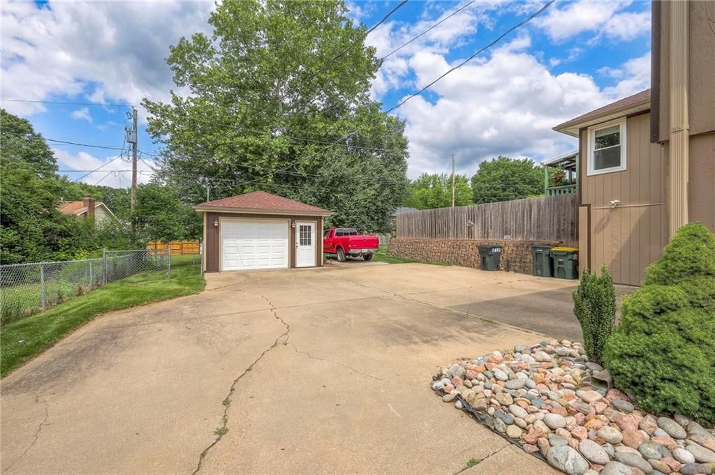 124 Bittersweet Lane — photo 34