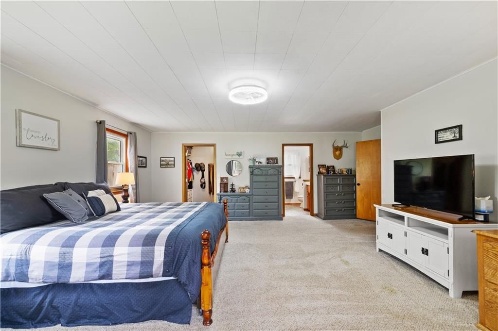 1101 E Maple Street — photo 41