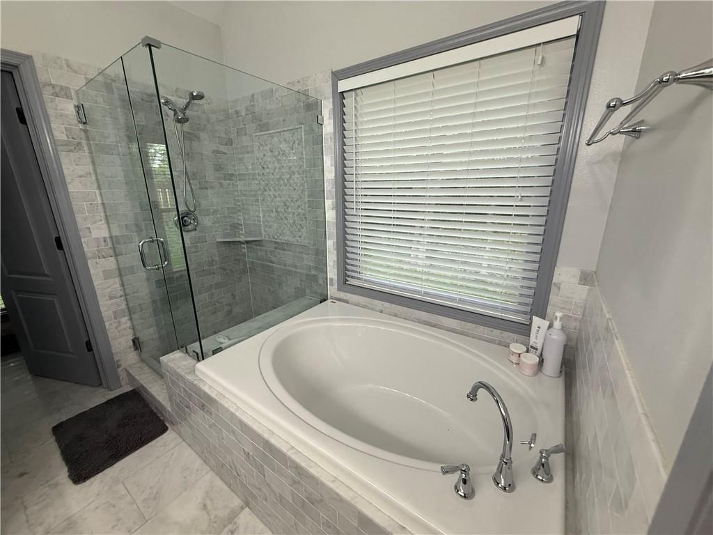 27423 NORTHRIDGE Drive — photo 17