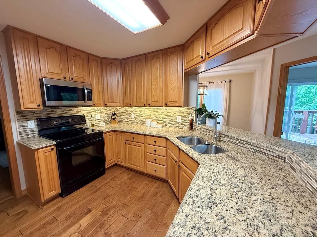 27423 NORTHRIDGE Drive — photo 10