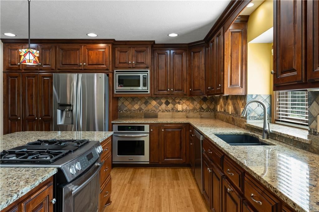 19733 Birch Street — photo 13
