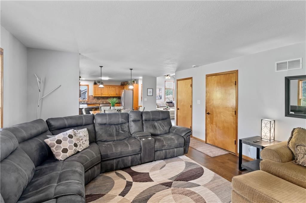 1710 Sunset Drive — photo 20