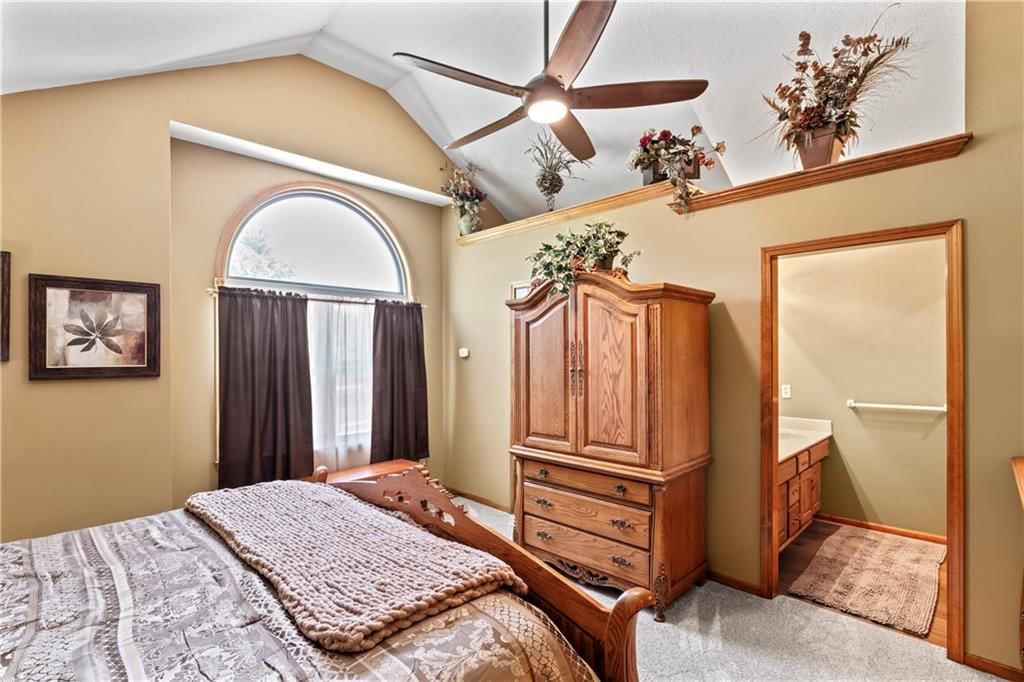 1710 Sunset Drive — photo 35