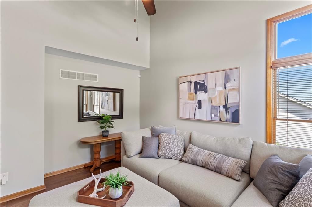 1710 Sunset Drive — photo 8