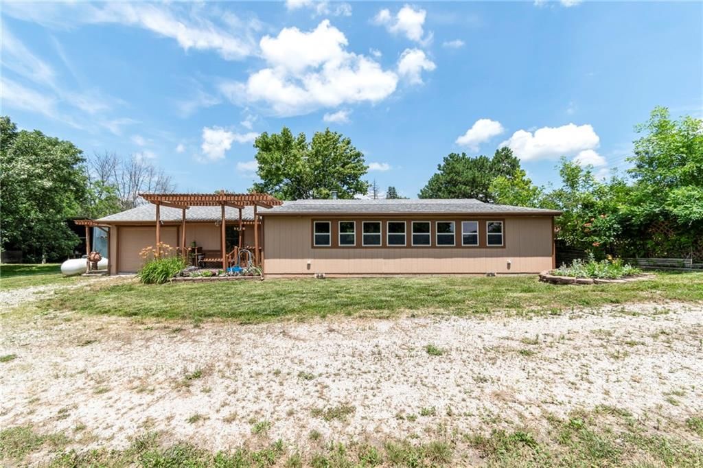 5470 SE Downing Road — photo 3