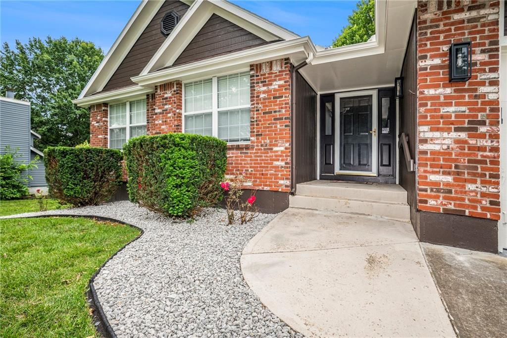2409 NE CEDAR CREEK Court — photo 4