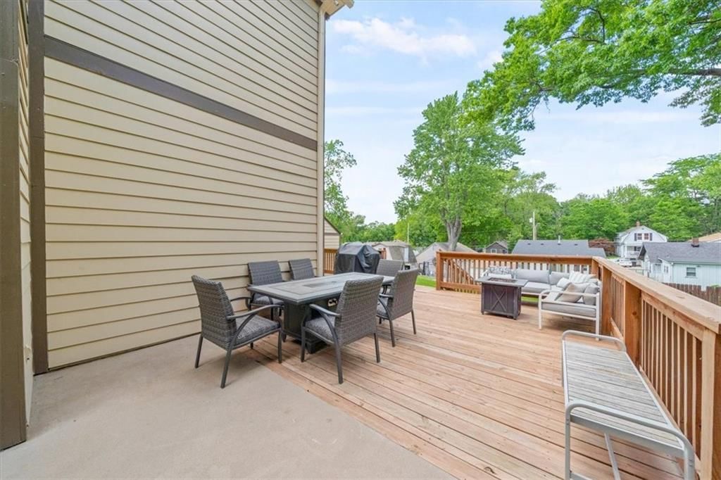 128 W Sea Avenue — photo 23