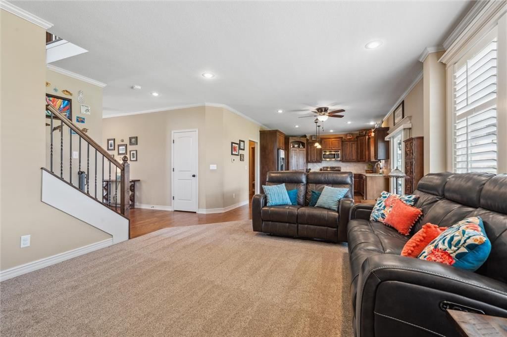 1316 NE COUNTRY Lane — photo 11