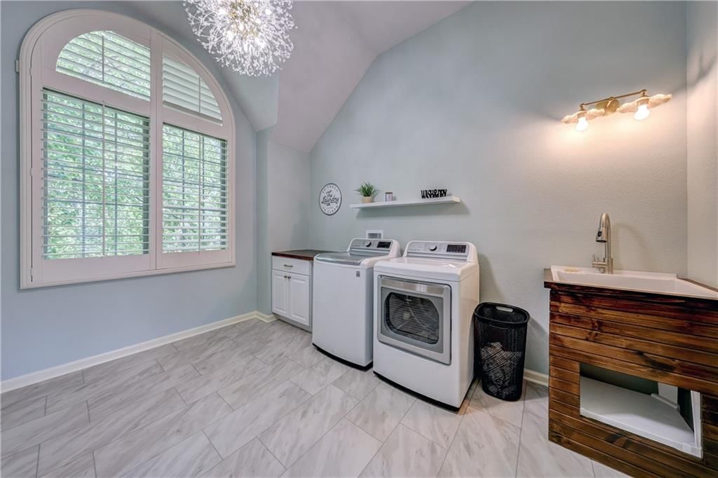 14911 Outlook Lane — photo 21