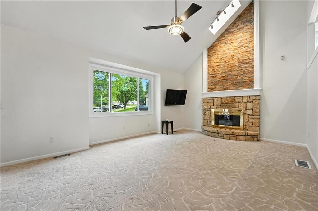 3437 N Wabash Avenue — photo 14